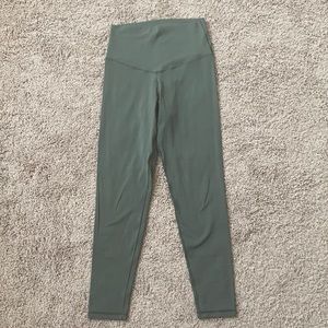 Never worn Aerie Real Me Leggings Size Medium